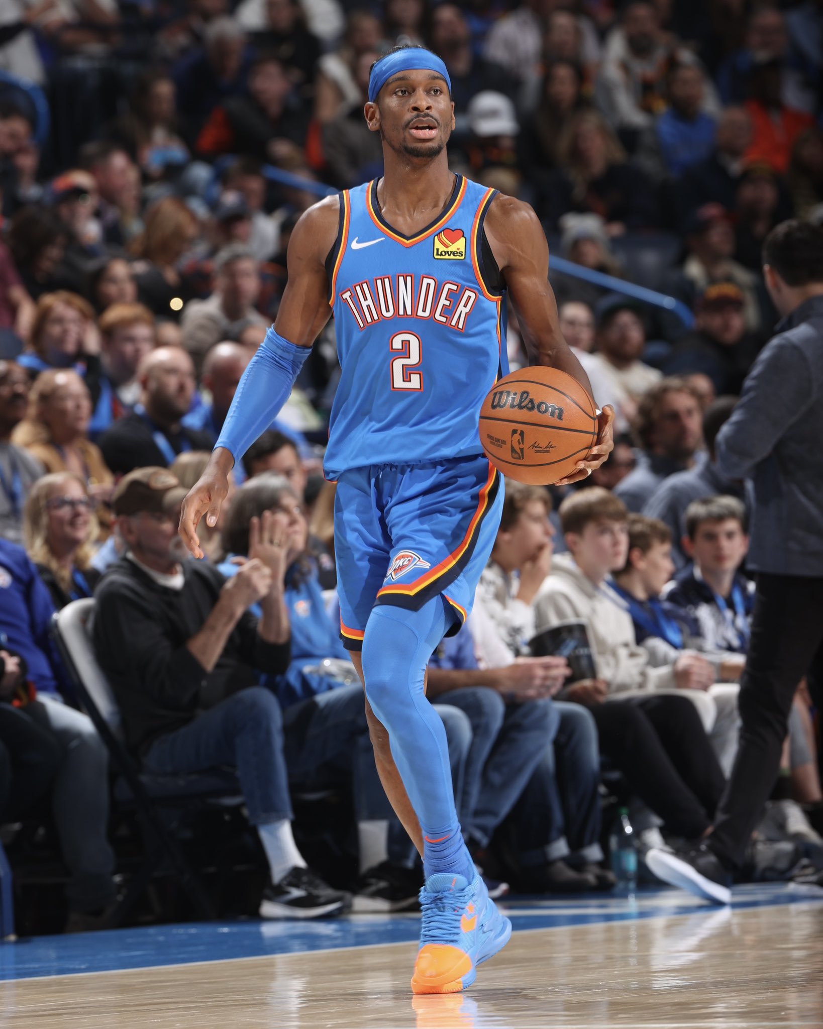  字母哥在利物浦比赛中精彩发挥，惊险取胜引发热议！-九游正规网址